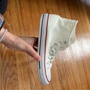 White converse